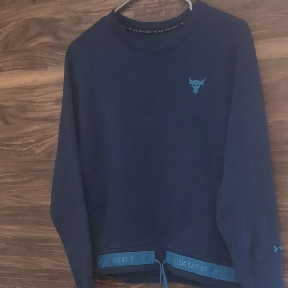 Under Armour x Project Rock XS Cropped Baggy Crewneck Workout Sweatshirt - Picture 5 of 8